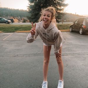 Meet your Posher, Tj